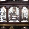 mirrored-cut-glass mirrored-cut-glass